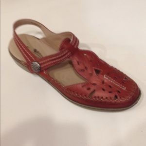 SpringStep Copper Metallic SlingBack with Strap